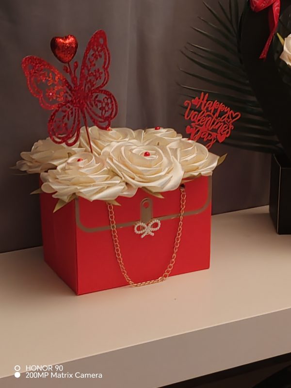 Bouquet 6 roses St Valentin